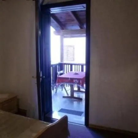 In Novigrad Mit Schoener Terrasse By Interhome Appartement *