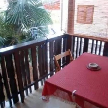 In Novigrad Mit Schoener Terrasse By Interhome Novigrad Istria